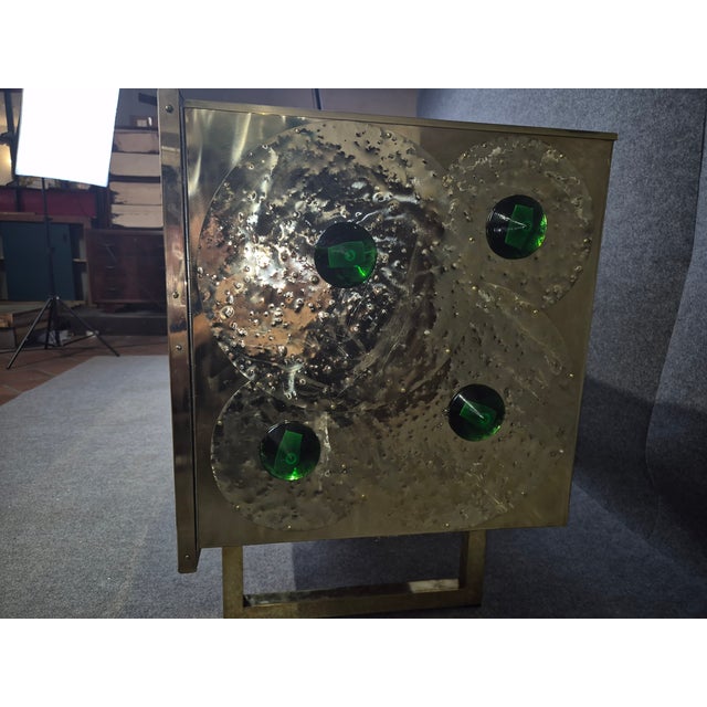 Brutalist Brass & Black Glass Credenza With 24 Green Jewels Made in Italy For Sale - Image 3 of 7