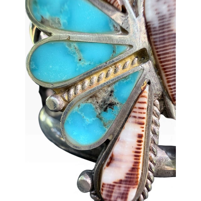 1980s Vintage Navajo Style Sterling Silver Turquoise & Spiny Oyster Butterfly Cuff Bracelet For Sale - Image 5 of 12