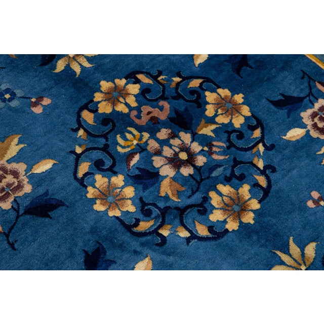 Upgrade your interior decor with this superior-quality handmade Chinese rug. Our beautiful traditional Chinese rug has a...