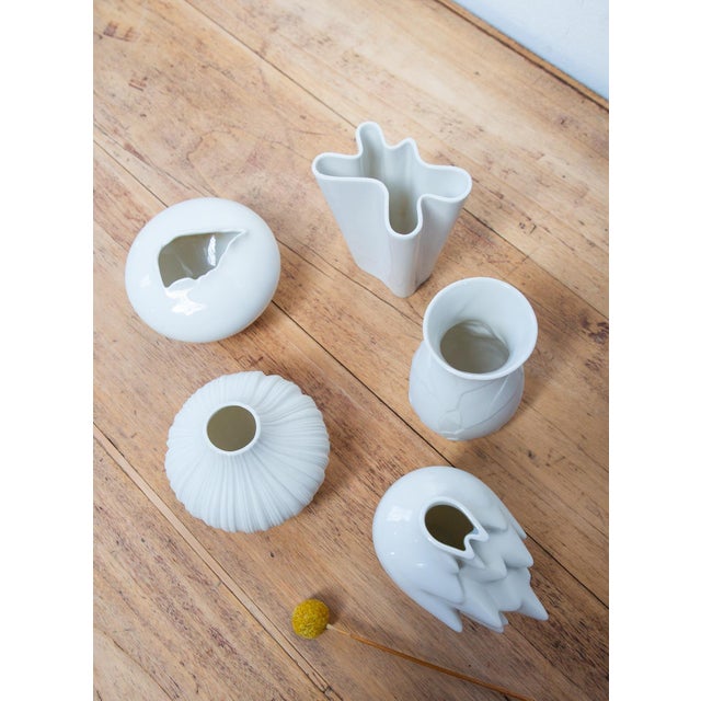 Rosenthal Small White Porcelain Vases from Rosenthal Studioline, 1980s, Set of 5 For Sale - Image 4 of 8