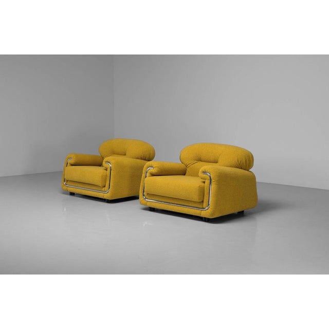 Gold Lounge Chairs in Yellow Bouclé from Salotti B&T, Italy, 1970s, Set of 2 For Sale - Image 8 of 17