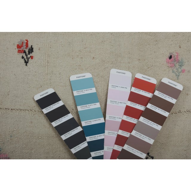 Vintage Aubusson Floral Turkish Kilim Rug 5'8" X 8'11" For Sale - Image 11 of 11