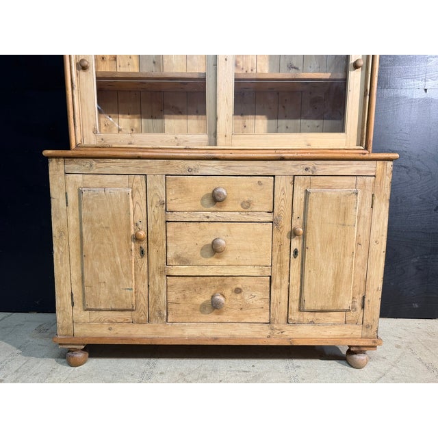 Pine Kitchen Dresser, 1890 For Sale - Image 3 of 11