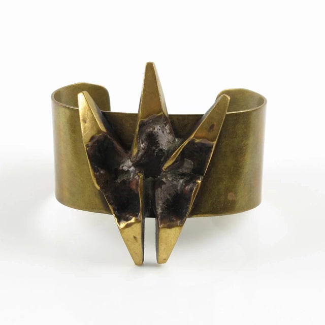 Metal French Sculptor Henri Nogaret 1960s Brutalist Bronze Cuff Bracelet For Sale - Image 7 of 9