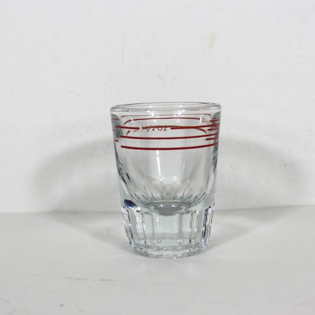 Mid-Century Modern Vintage Dominion Glass Jigger Red Lines Bar Measure 1 1/2 Ounce Oz Measuring Shot For Sale - Image 3 of 9