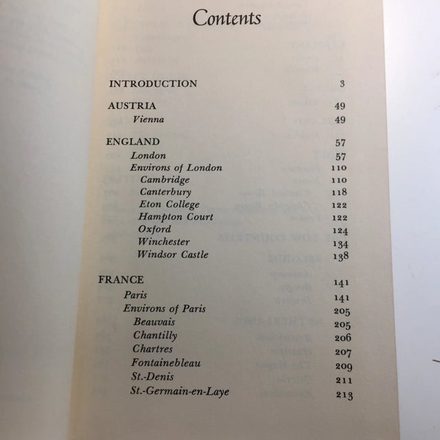 Mid-Century Modern 1965 "Putnam's Guide to the Art Centers of Europe" Book For Sale - Image 3 of 7