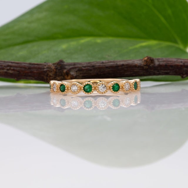 2020s Zambian Emerald Band Ring With Earth-Mined Diamond Accents: Solid 14k Gold, Size 6.75 For Sale - Image 5 of 9