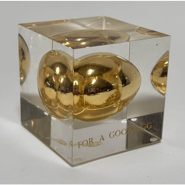 Postmodern Lucite “Golden Egg” Paperweight, “For a Good Egg,” Circa 1970s For Sale - Image 13 of 14