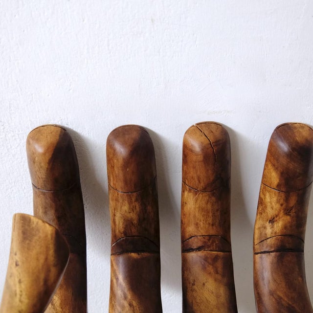 Wood Carved Wooden Sculpture Chair in the Shape of a Hand, 1980s For Sale - Image 7 of 18