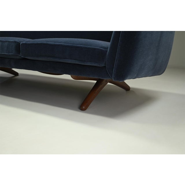 Ml-90 Sofa by Illum Wikkelsø for Mikael Laursen, 1950s Denmark, 1960s For Sale - Image 6 of 10