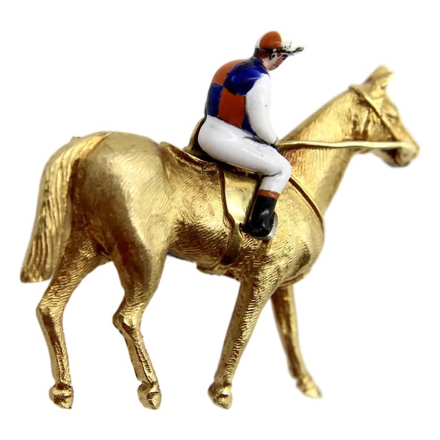 1900-1909 Edwardian 18k Gold Equestrian Jockey and Horse Enameled Brooch For Sale