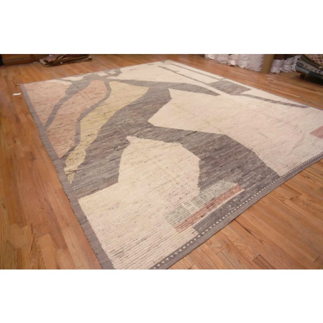 Contemporary Nazmiyal Collection Large Modern Abstract Contemporary Area Rug For Sale - Image 3 of 7