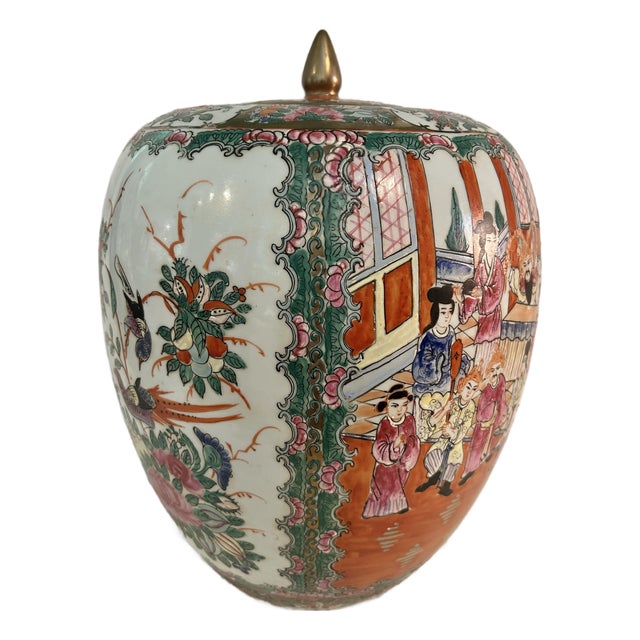 Vintage Chinese Famille Rose Chinoiserie Ginger Jar With Court Scene and Lid, 13.5 Inches - Republic to Mid Century Period For Sale