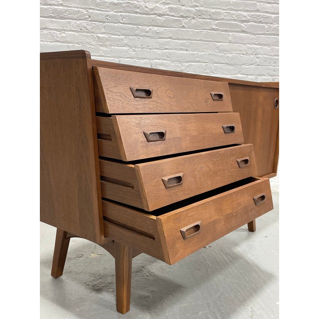 Apartment Sized Asymmetrical Mid Century Modern Styled Credenza / Media Stand / Sideboard For Sale - Image 13 of 13