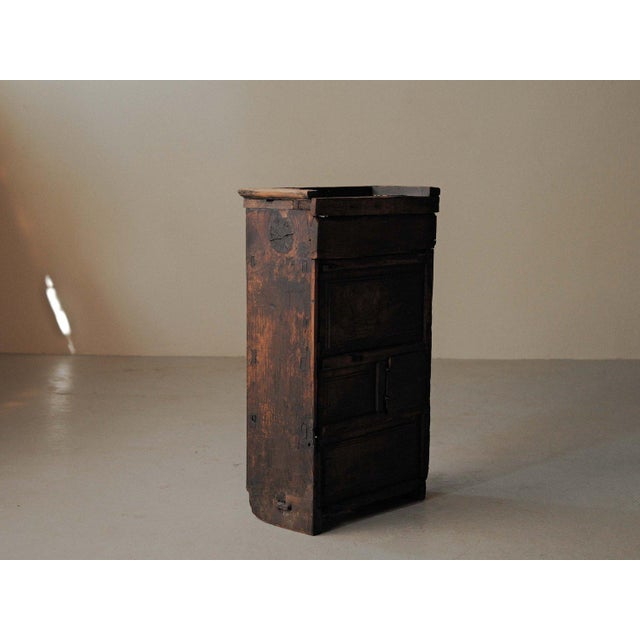 Wood 19th Century Primitive Mountain Cabinet in Wood For Sale - Image 7 of 18