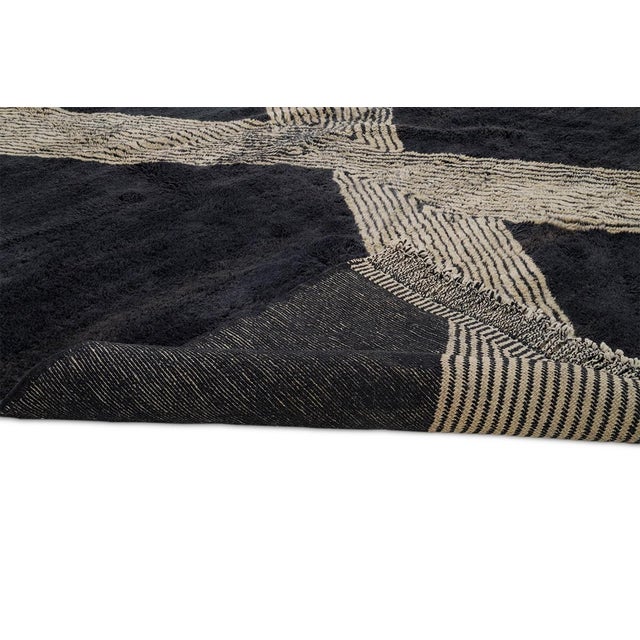Bold X-Design Hand-Knotted Moroccan Wool Rug | 13'5" X 10'0" | One of a Kind For Sale - Image 9 of 9