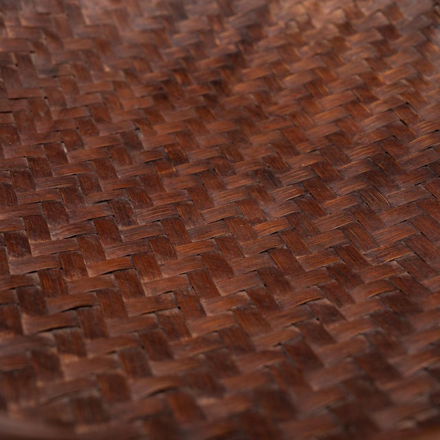 Mid 19th Century Chinese Woven Bamboo Tray Basket, C. 1900 For Sale - Image 5 of 6