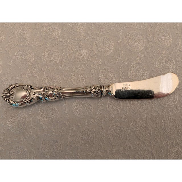 American Early 20th Century Reed & Barton "Francis I" All Sterling Silver Butter Spreaders, Old Mark, Lot of 8 For Sale - Image 3 of 11