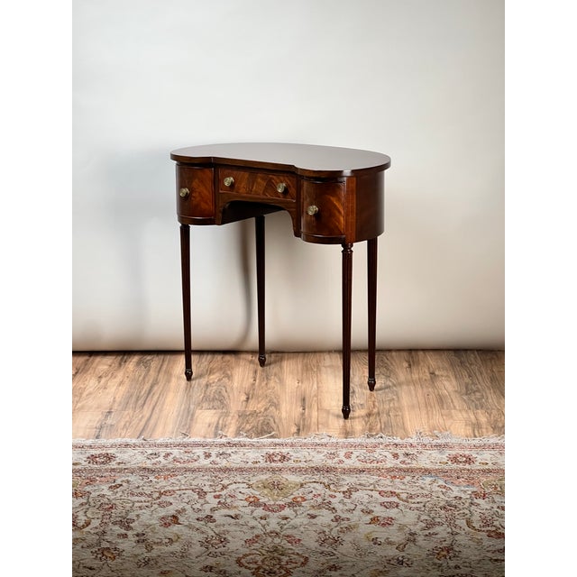 Vintage Edwardian Sheraton Revival Kidney-Form Dressing Table C. 1940 For Sale - Image 4 of 7