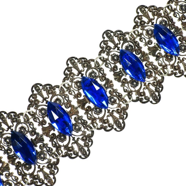 Traditional Antique Edwardian Sapphire Vauxhall Glass Bracelet Set 1910s For Sale - Image 3 of 11