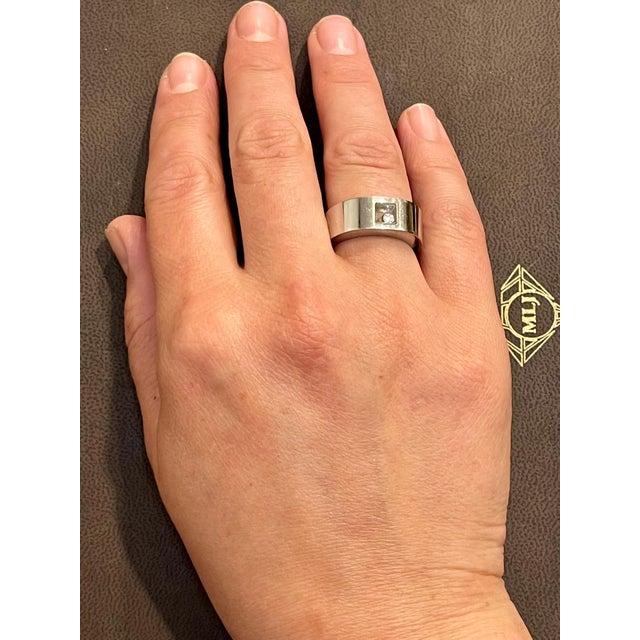 Chopard Happy Diamond 18K White Gold Floating Diamond Ring, Estate For Sale - Image 10 of 18