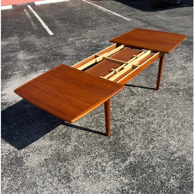 Mid Century Danish Teak Dining Set W/ 2 Butterfly Leaves & 8 Chairs For Sale - Image 12 of 15