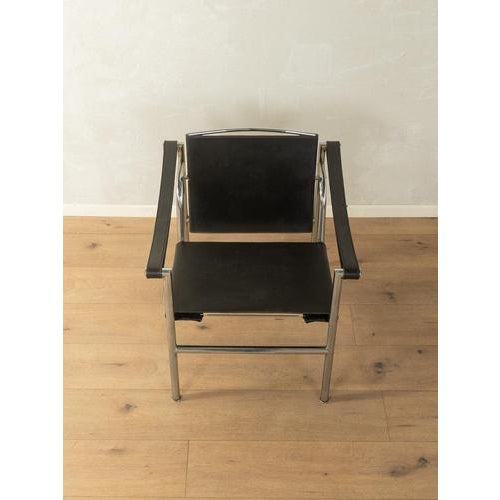 Le Corbusier LC1 Armchair by Le Corbusier for Cassina For Sale - Image 4 of 11