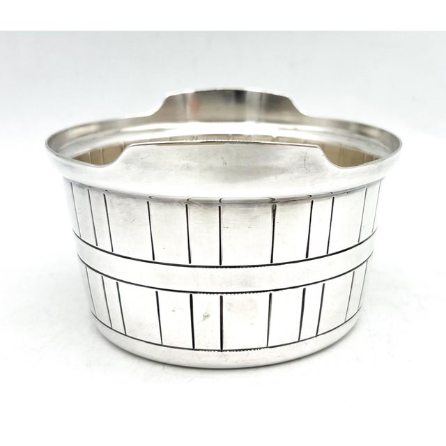 1970s 1970s Gorham Silver-Plated Bushel Barrel Form Tea Caddy Yc348 – Colonial Revival / Traditional / Americana For Sale - Image 5 of 10