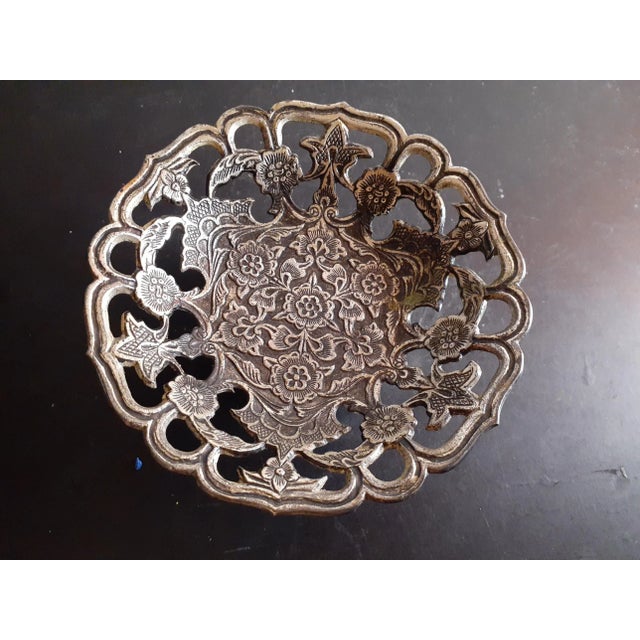Antique 1900s Bronzed Floral Reticular Compote Made in India For Sale In Dallas - Image 6 of 6