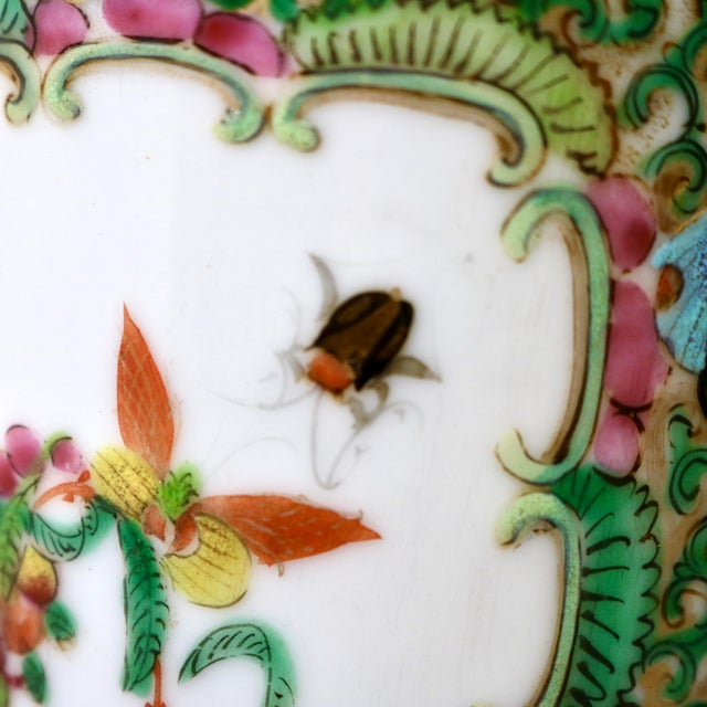 19th Century Unmarked Chinese Porcelain Rose Medallion Cylinder Vase For Sale - Image 9 of 16