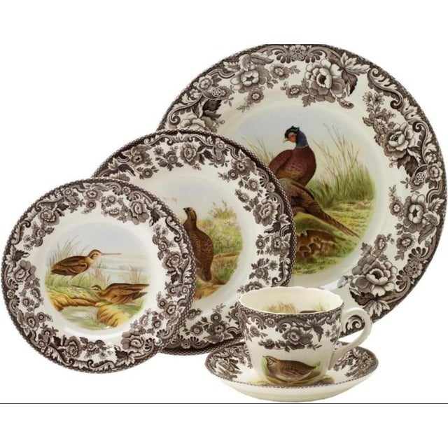 Spode Woodland Flat Coat Pointer Mug. Introduced in the US in the 1990s, Woodland's designs are rooted in the traditions...