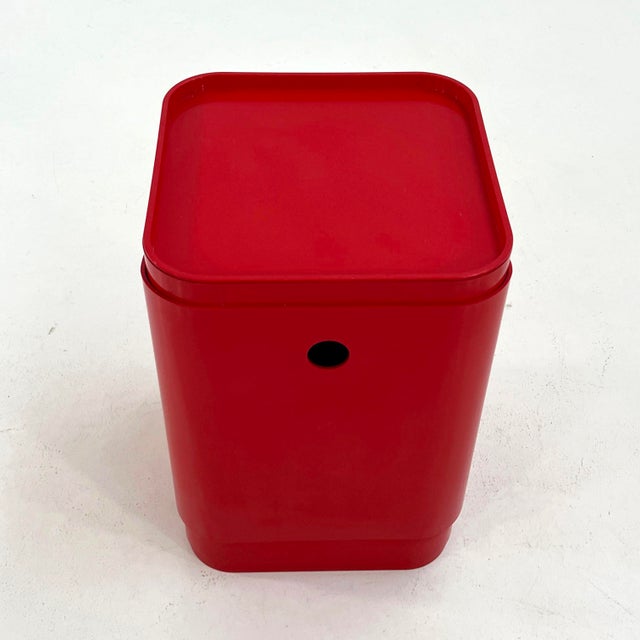 Red Laundry Bin by Anna Castelli for Kartell, 1970s For Sale - Image 6 of 9