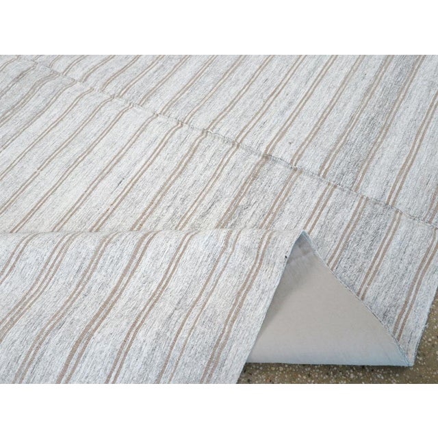 Galerie Shabab Collection Mid-20th Century Handmade Turkish Flatweave Kilim Accent Rug For Sale - Image 9 of 10