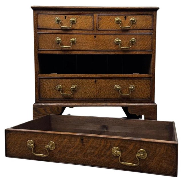 2000 - 2009 Antique Georgian Style Oak Chest of Drawers For Sale - Image 5 of 12