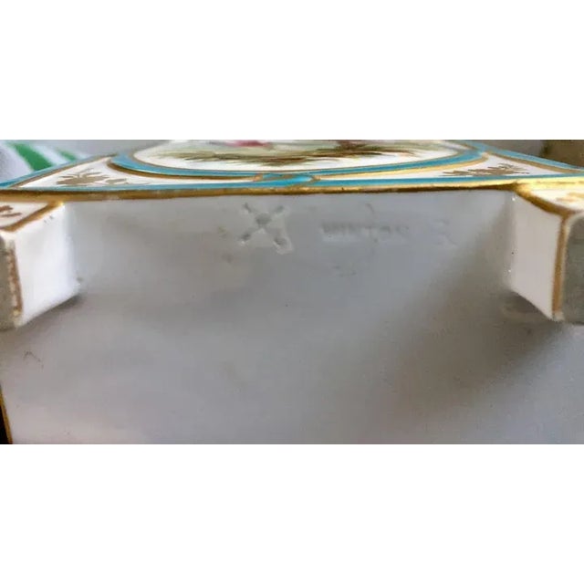 1860 Antique English Minton Porcelain Bough Pot Vase Decorated with Exotic Birds For Sale - Image 9 of 11