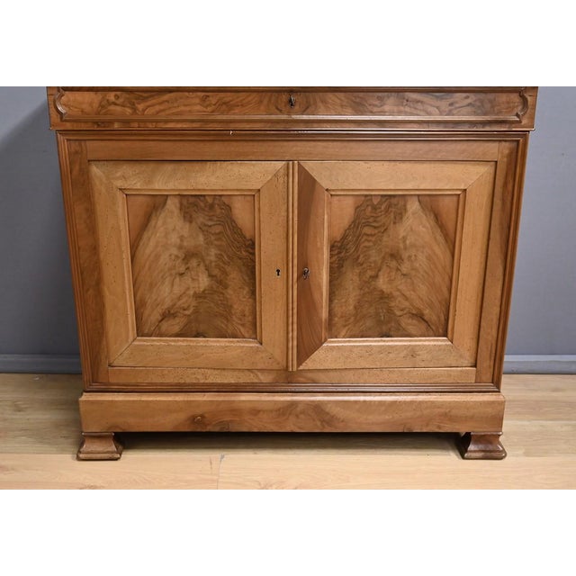 Louis-Philippe Style Walnut Sideboard, 1900s For Sale - Image 9 of 18