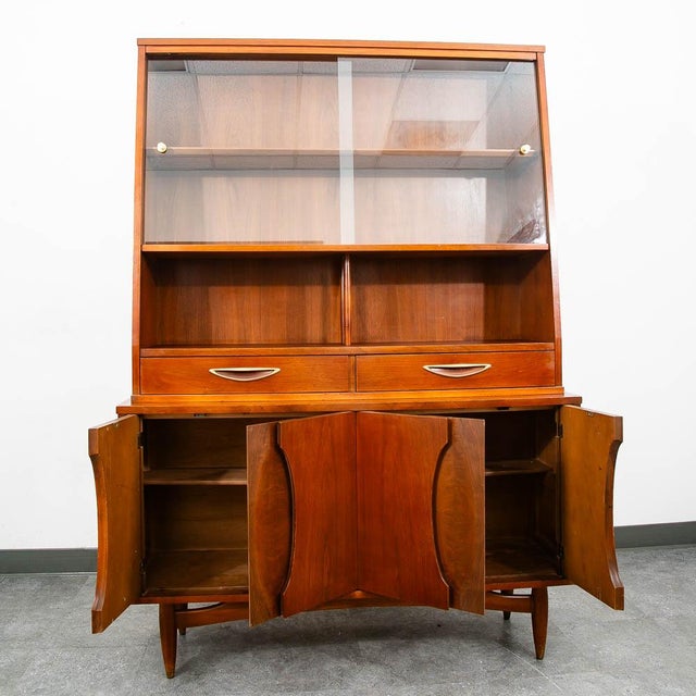 Mid Century Modern China Cabinet Garrison Hutch Glass Display Storage MCM For Sale In Sacramento - Image 6 of 11