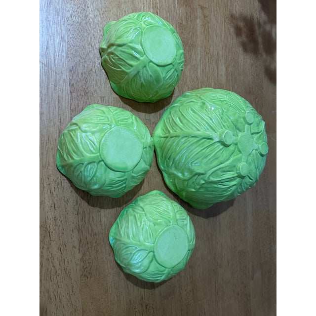 Hollywood Regency 1970s Duncan Enterprises Hollywood Regency Cabbage Ware Serving Bowls and Plates Green Set - 8 Pieces For Sale - Image 4 of 9