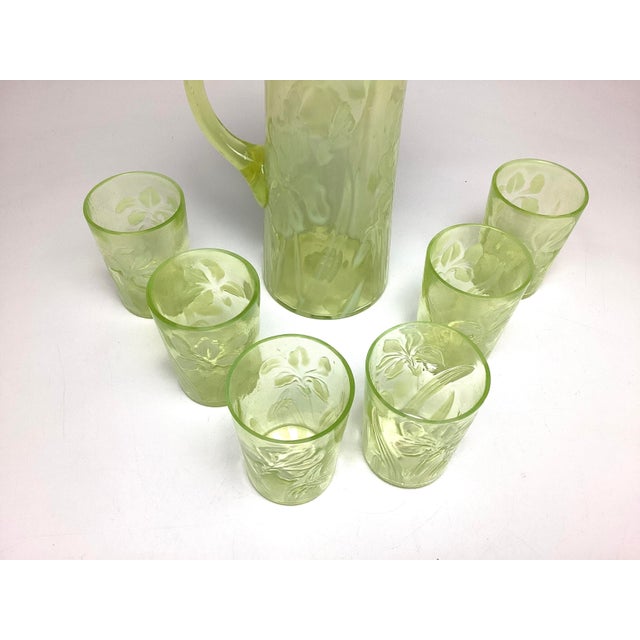 Early 20th Century Rare Northwood Opalescent Daffodil Uranium Glass Pitcher & Six Glasses Water Lemonade Set For Sale In New York - Image 6 of 10
