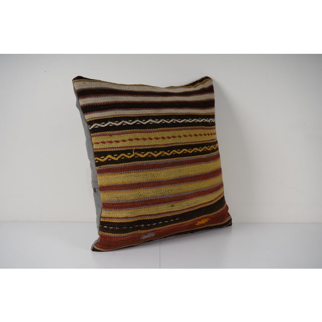 Handmade Turkish Rug Pillow Covers • Vintage Rug Decor Elevate your home decor with these exquisite 20" x 20" pillow...