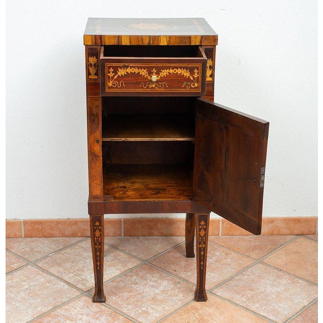 Antique Lombard Louis XVI Chest of Drawers in Precious Exotic Woods, Late 18th Century For Sale - Image 5 of 6