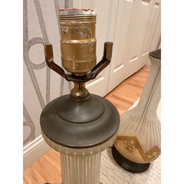 Mid 20th Century Mid-Century Modern Attributed to Fortune Lamp Co. Frosted Glass & Gilt Table Lamps, Pair For Sale In Boston - Image 6 of 9