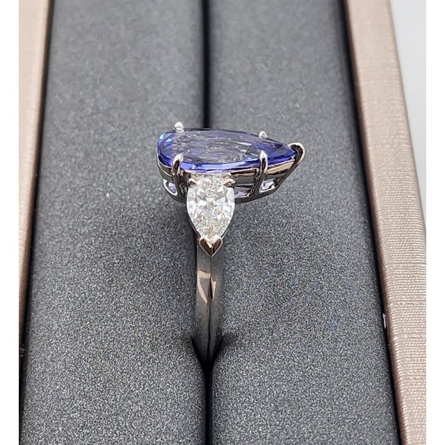 Metal 5.09 Ct Gia Certified Nh Color Change Sapphire & Diamond Ring Size 6.5 For Sale - Image 7 of 14