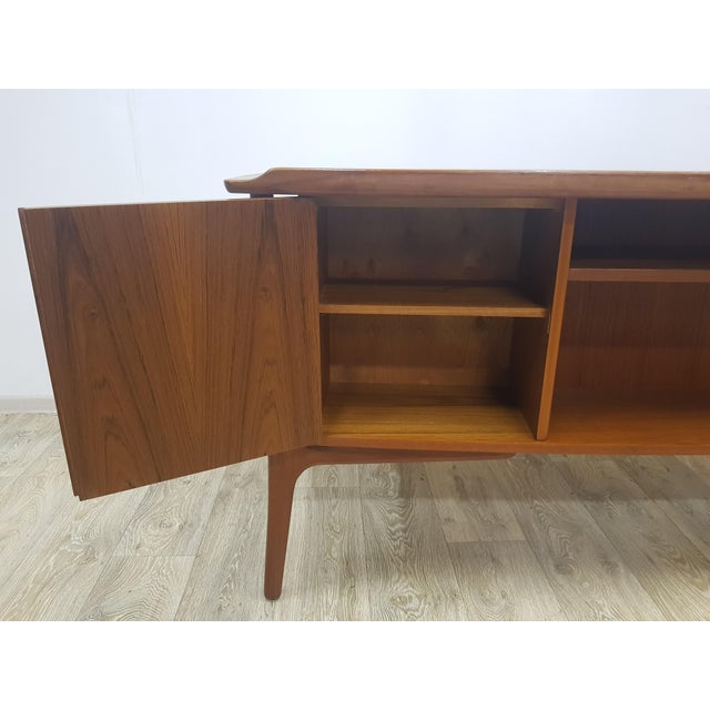 Brown Teak Desk by Svend Aage Madsen for HP Hansen, Denmark, 1960s For Sale - Image 8 of 18
