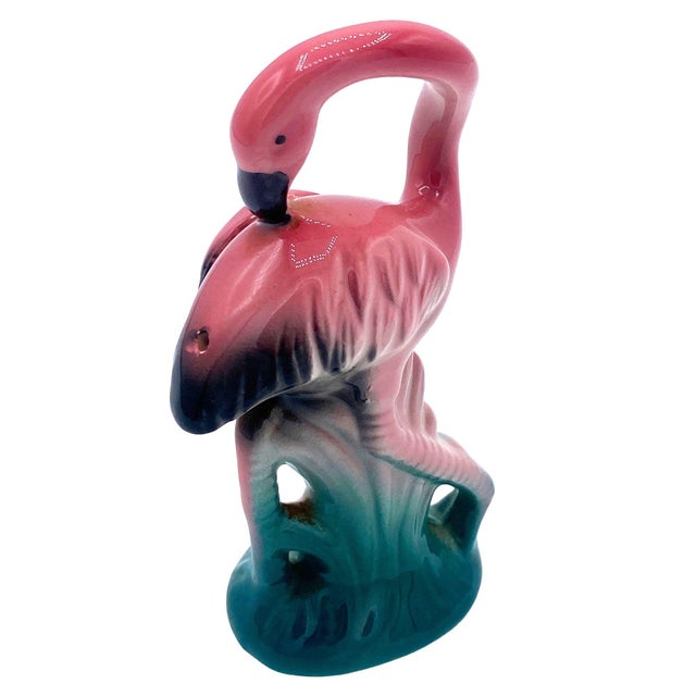 1980s 1980s Pink & Green Flamingo Ceramic Tabletop Matching Salt & Pepper Shaker Set For Sale - Image 5 of 11