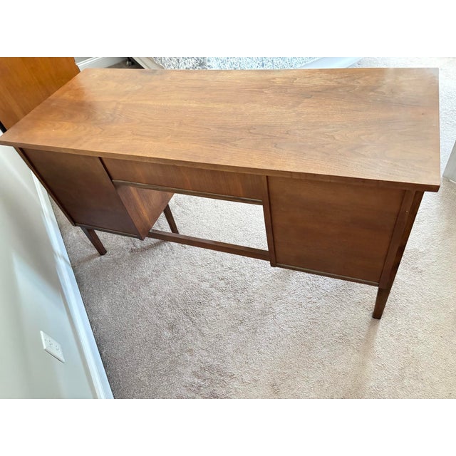 Wood Mid-Century Modern Executive Writing Desk by Stanley Furniture For Sale - Image 7 of 10