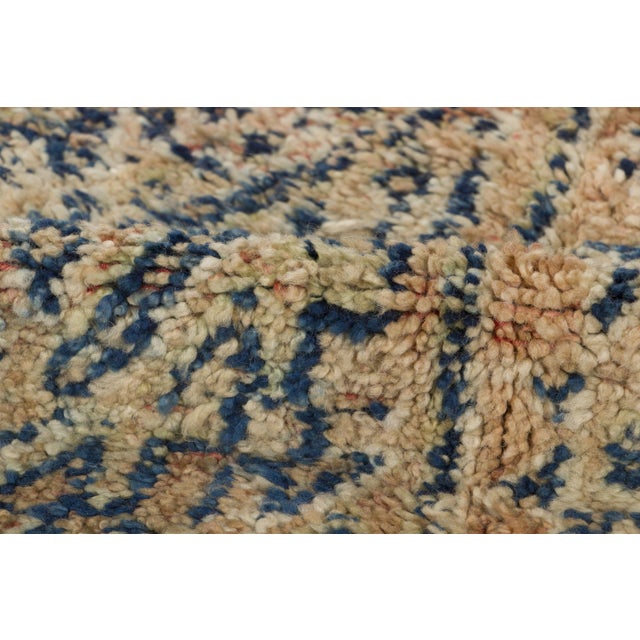 Vintage Moroccan Berber Wool Rug With Geometric Chevron Design by Rug & Kilim For Sale In New York - Image 6 of 9