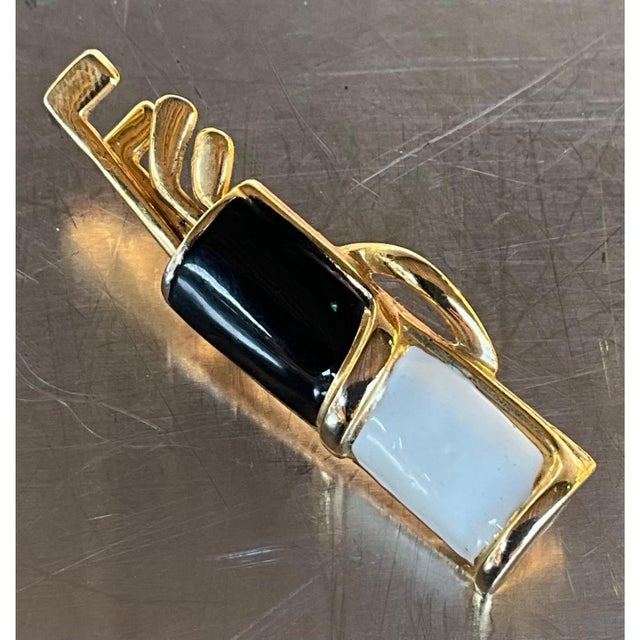 Vintage Black/White Enamel Golf Bag Brooch For Sale - Image 10 of 12