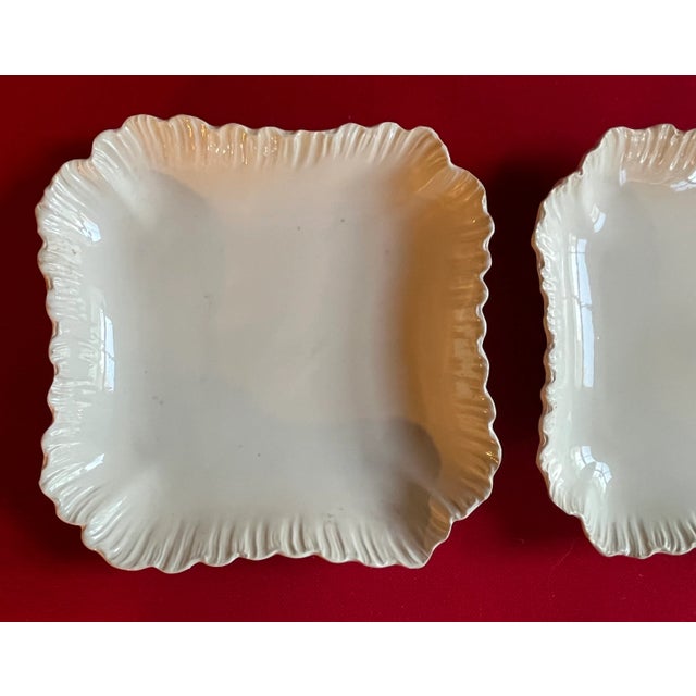 Antique 18th Century English Rococo Wedgwood Creamware Shell Edge Square Serving Dishes or Bowls - a Pair For Sale - Image 9 of 12