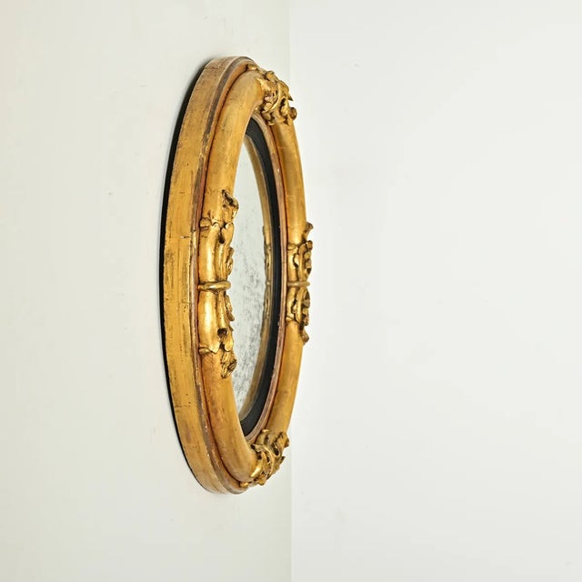 Gold English 19th Century Giltwood Convex Mirror For Sale - Image 8 of 11